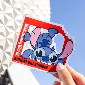 Stitch Annual Passholder Magnet